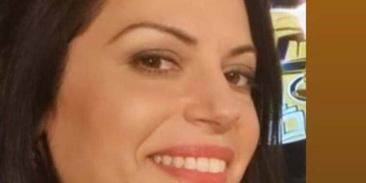 قال “أحبك”   …  الشاغرة هندة بوزيان