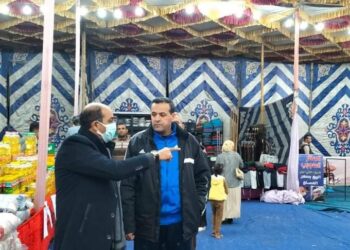 رئيس مدينة الأقصر  ووكيل وزارة التموين يتفقدان تجهيزات  معرض مبادرة ضد الغلاء