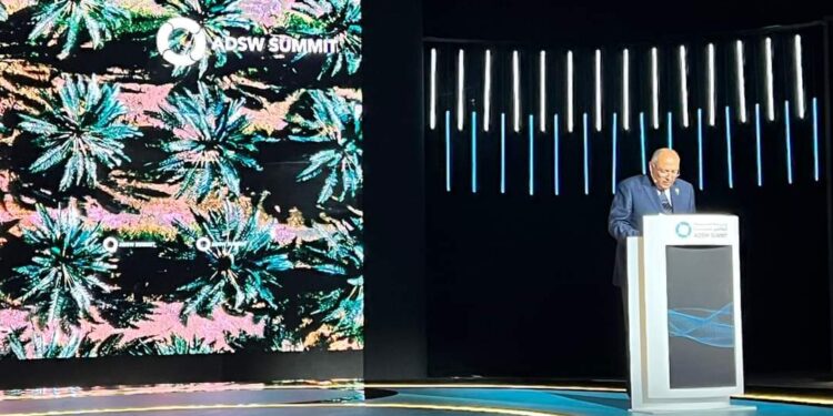 وزير الخارجية المصري…. يُشارك كمتحدث رئيسي في قمة أسبوع أبو ظبي للاستدامة