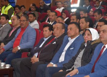 بحضور وزير الشباب والرياضة رئيس جامعة الأقصر يشهد انطلاق “قمة شباب الصعيد