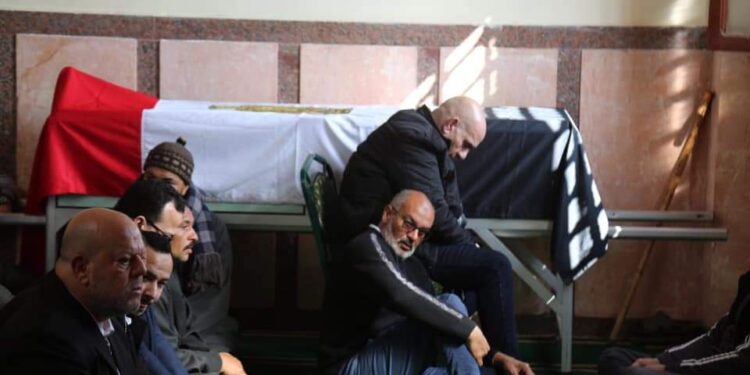 محافظ كفر الشيخ يشيع جثمان شهيد الشرطة وسط حضور آلاف المواطنين