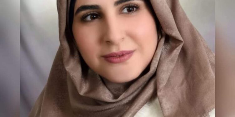 شو بحب امشي وامسك بيَدَّك