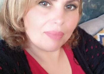 بين أحشائي…