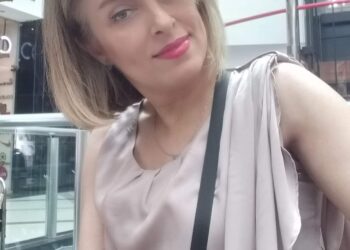 الأديبة لميس علي تكتب ثمة أشخاص ثمة أشخاصٌ يتواجدون كالطعام