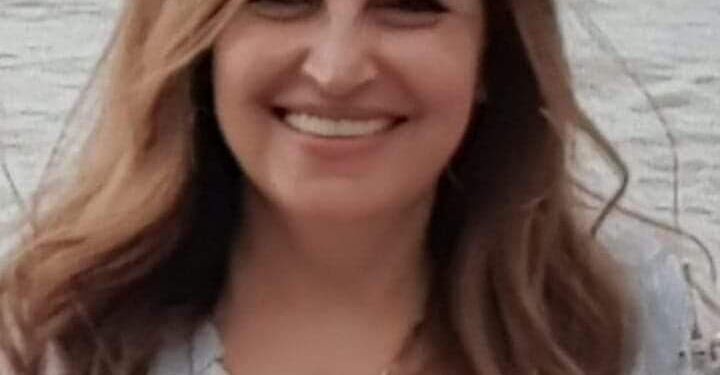 رقص خلف القضبان