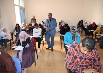 جامعة طيبة التكنولوجية ختام امتحانات الفصل الدراسي الأول دون شكاوي