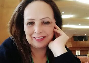 تراتيل الغياب …