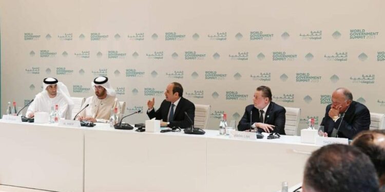 الرئيس السيسي يشارك في جلسة تمكين القطاع الخاص بدبي