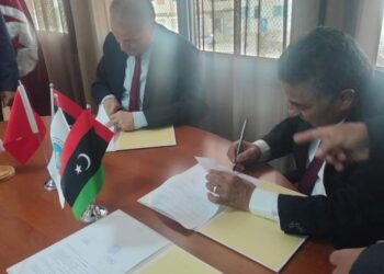 مخرجات الملتقى الأكاديمي للفنون التشكيلية في جربة توقيع عقد شراكة بين جامعة صبراته وجامعة قابس من اجل التبادل العلمي بين الجامعات