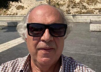 استبداد الزلزال والقصف  الجائر