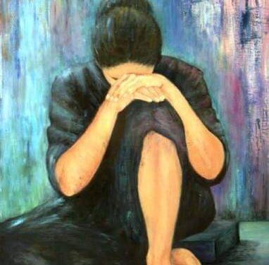 قالوا عن دموع المرأة … !!