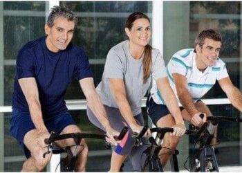 لمن هم فوق الأربعين.. اقرأ ماذا تفعل بك 20 دقيقة رياضة يومياً