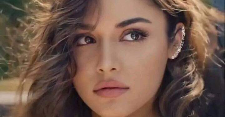 قصيدة  … حين اكتشفتك