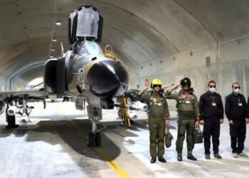 قاعدة جوية إيرانية تحت الأرض.. كيف علّقت يديعوت أحرونوت ؟