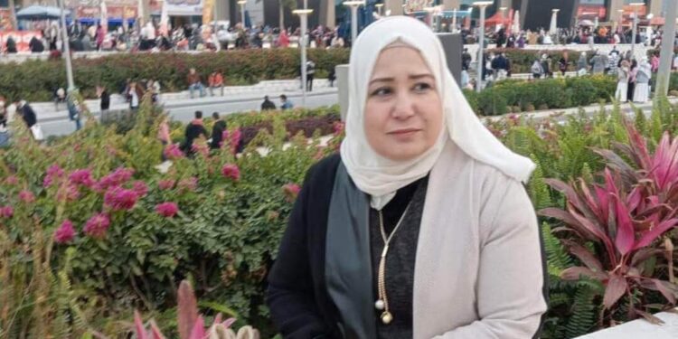 وجئتُ إليكَ أزفُّ الجراحَ …