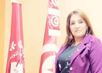 عجبٌ سُكُونُكَ …