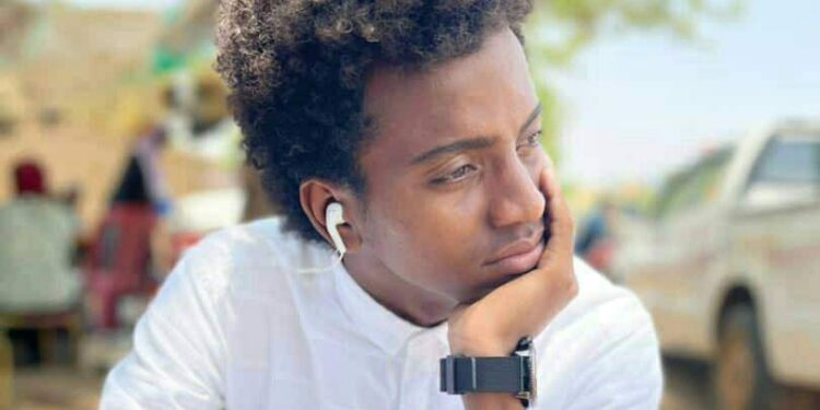 لعينيْك خارطتُها …