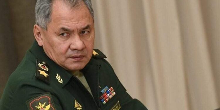 حسب الأسلحة.. شويغو يهدد بالرد على إمدادات الغرب لكييف