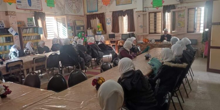 تاريخ الأدب ….ضمن فعاليات ثقافية وفنية بمطروح