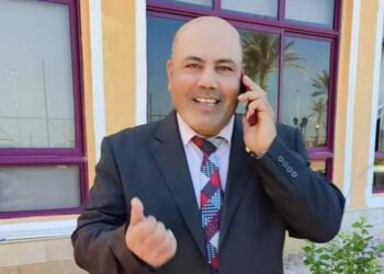 كل اما قلبي يمد …