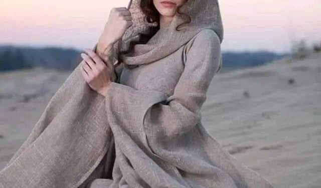 مــســافـــرة . . .