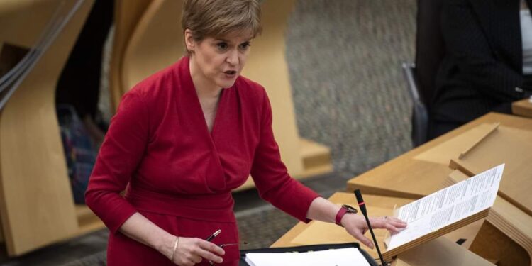 استقالة مفاجئة لرئيسة وزراء اسكتلندا