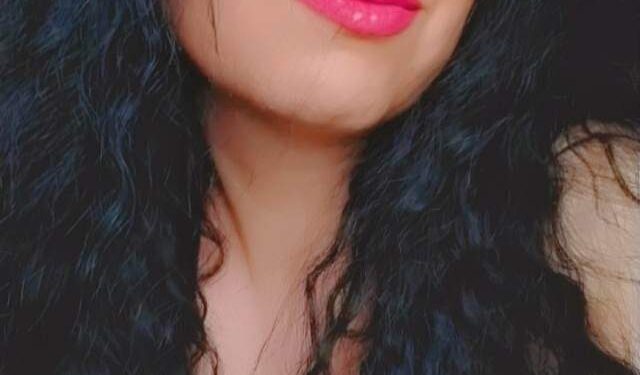 عدسة الكاميرا واحترافية المصور هما اساس جمالية الصورة