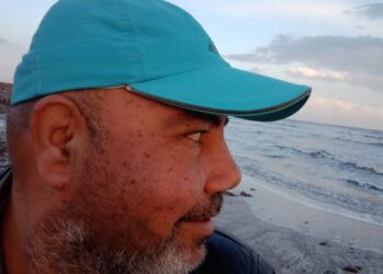 خايف من الموت .