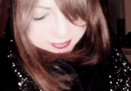 فراشة الشعر التونسي سليمى السرايري تكتب … كُلَّ لَيْلَة أَعُودُ مُثقَلَةٌ