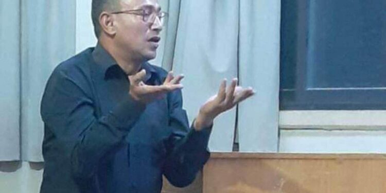 رفاقه للممات …