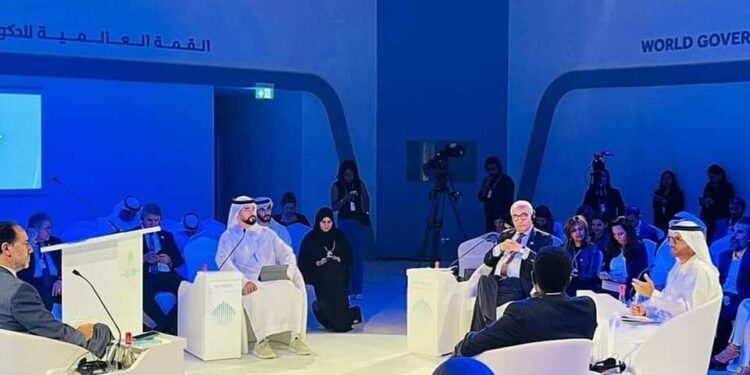 وزير التربية يشارك في حلقة نقاشية وزارية