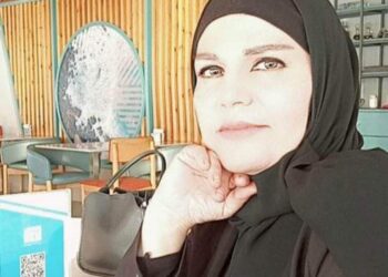 يا مدّلكةً هبّ ِ وأعصفِ …