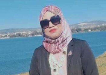 أعشق الحبَّ من رجلٍ …