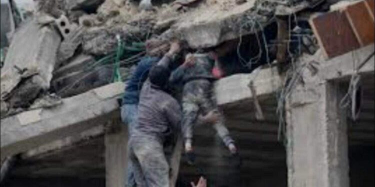 اخلاص غصة…. نناشد المجتمع الدولي بسرعة اعادة بناء المناطق المنكوبة بسوريا