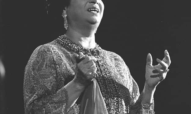 روائع كوكب الشرق ام كلثوم في افتتاح ليالي الزمن الجميل بقلم حافظ النيفر تونس