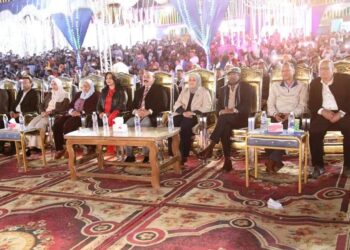 أشرف عطية يشهد ختام مهرجان أسوان الدولى للثقافة والفنون بأبو سمبل