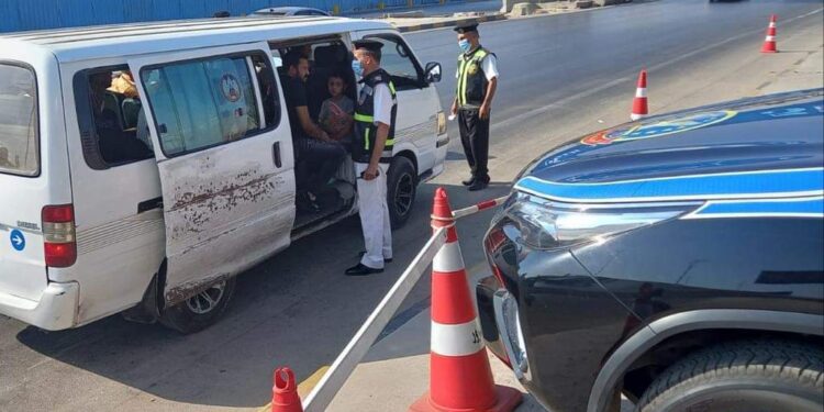 القبض علي مقاولين هاربين من 174 سنة سجن