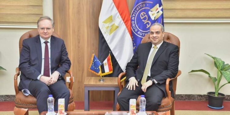 رئيس هيئة الدواء المصري ….يستقبل سفير الاتحاد الأوروبي لبحث التعاون المشترك