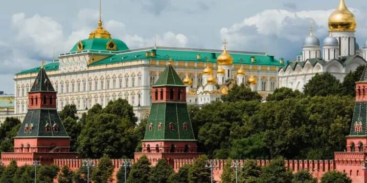 الكرملين: سندفع بكل طاقاتنا للرد على تسليح الغرب لأوكرانيا