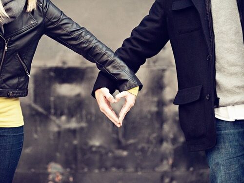 كيف يكون العشق ؟ للشاعرة … شيماء محمد …