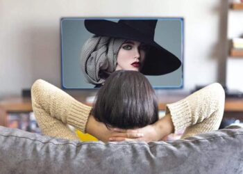 القيمة الجسدية للمرأة وصورتها النمطية بين الإغراء والمحتوى الهادف :