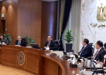 الحكومة توافق على عودة العمل بالتوقيت الصيفى لترشيد إستهلاك الطاقة