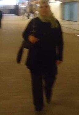 ظلّ العشق للشاعرة فاطمة نصيبى …