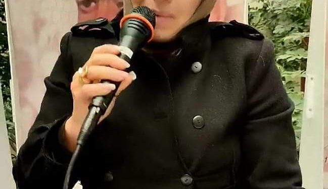 أرأيت محبرة تبكى …