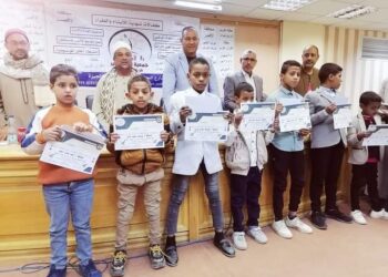 دار الفرقان ” يجبر خواطر حفظة القرآن الكريم ” بالطود