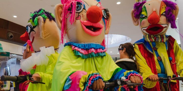 أيام قرطاج لفنون العرائس:الماريونات في تونس سيتي..