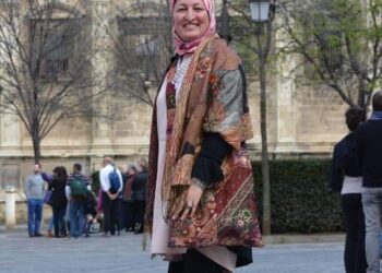 كعادتي أسافر …