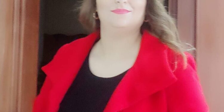 مجنونة على أرض الآخرين …