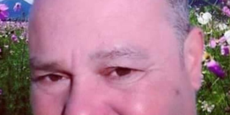 رباعية : حديث الأرض …