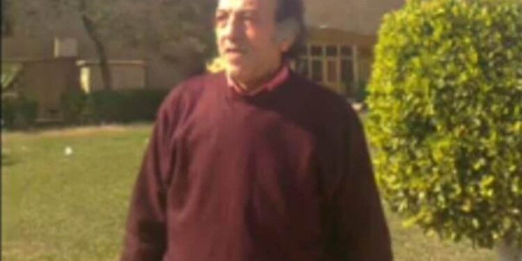 القــَـاِهـــــــــــــــــــــــــــرَة